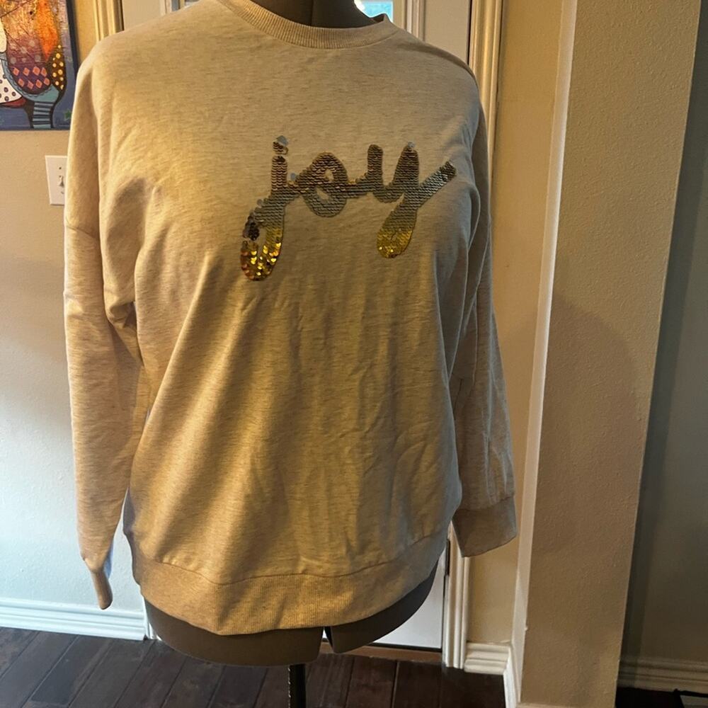 NWT Charlie Paige Cream Sweatshirt with Gold Silver Sequin joy small medium